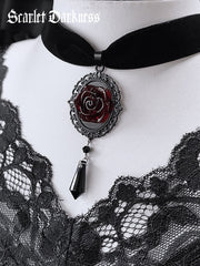 Gothic Dark Rose Choker