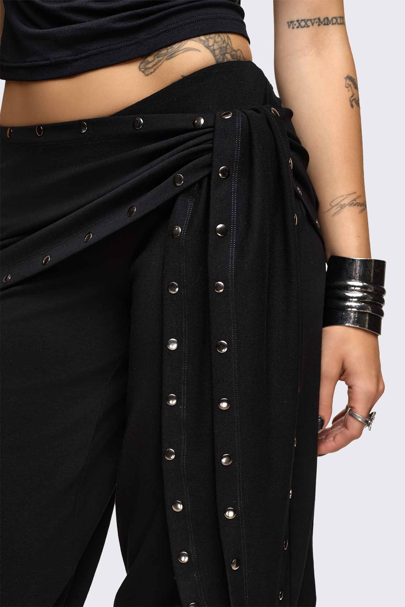 Dead Tide Studded Balloon Capri Pants