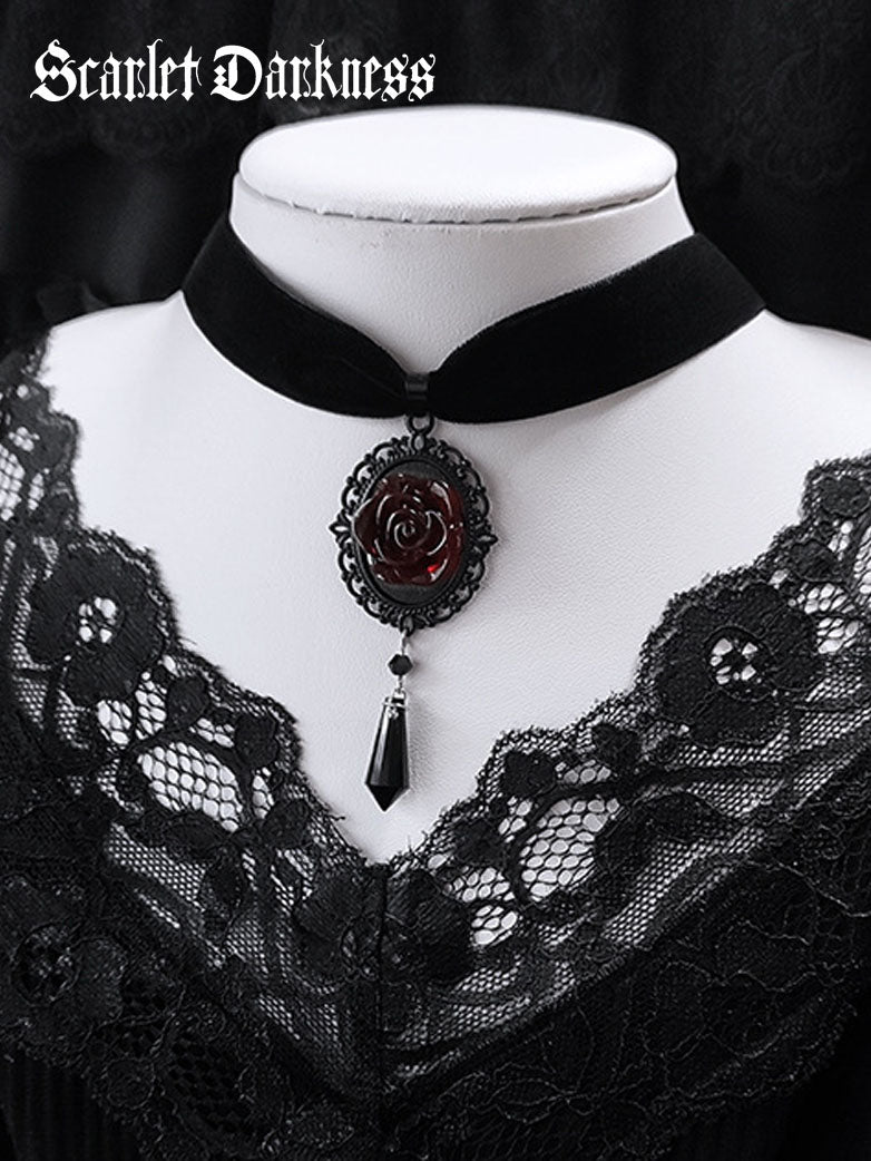 Gothic Dark Rose Choker