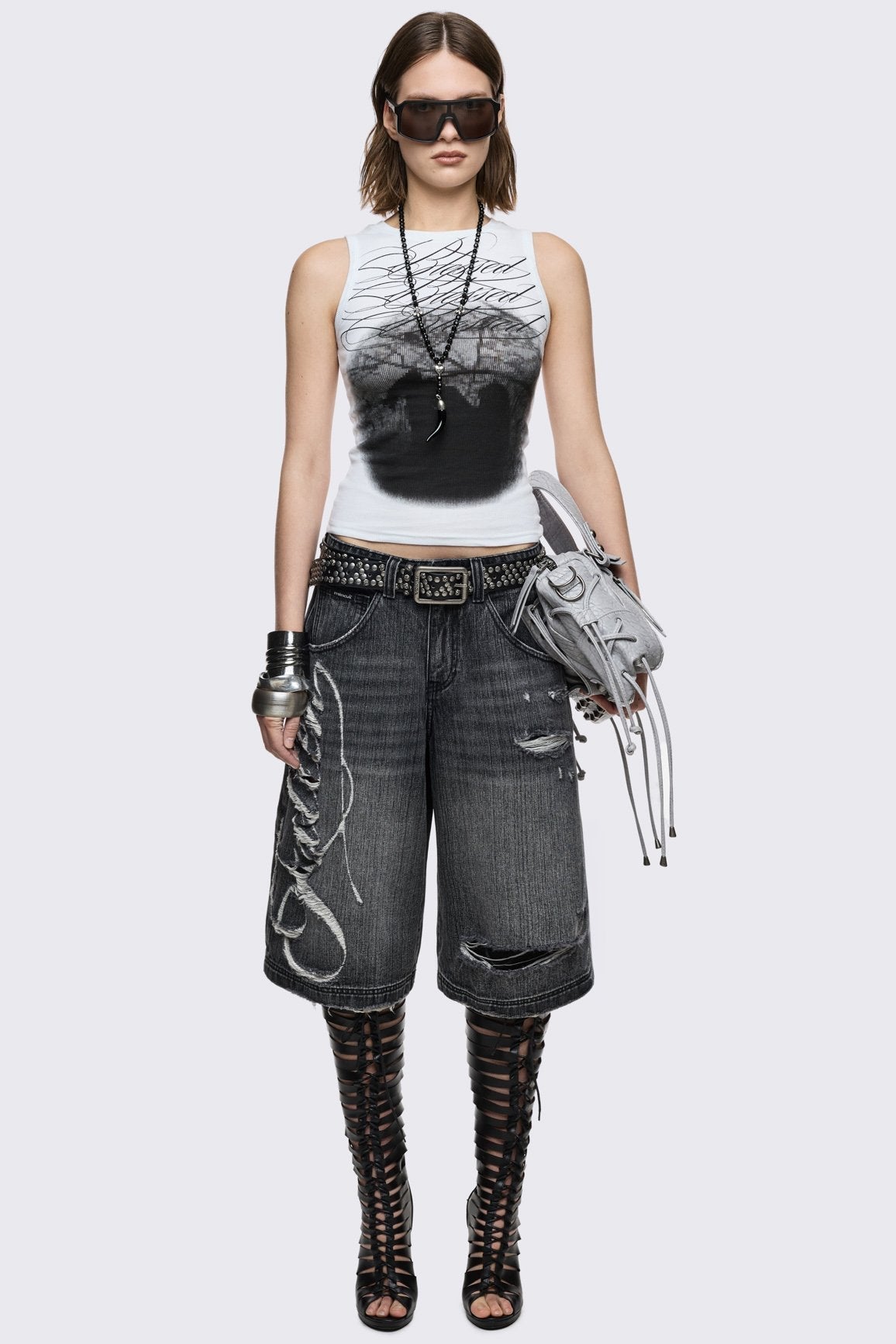 Fallen Distressed Jorts